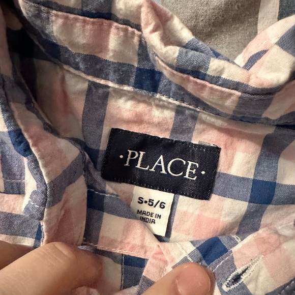 Collared shirts - Picture 2 of 5